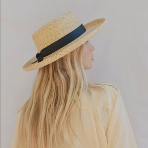 Lack of Color violette boater hat